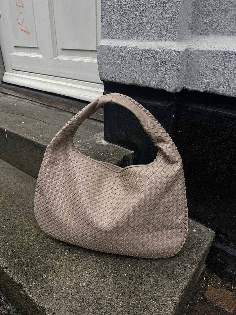 Amelia | Geflochtene Schultertasche
