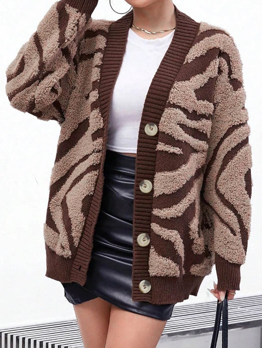 Abstrakter Strickcardigan