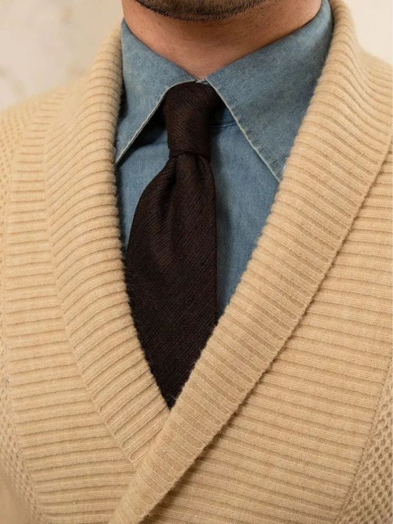 Britischer Eleganter Strickcardigan – Cross & Crown