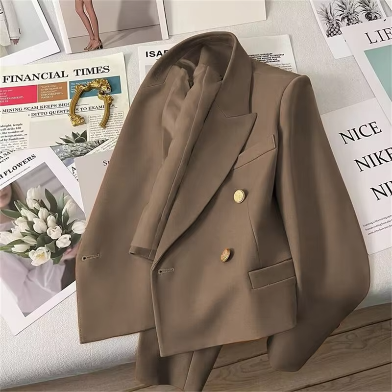 Sophia™ – Moderner Cropped Blazer