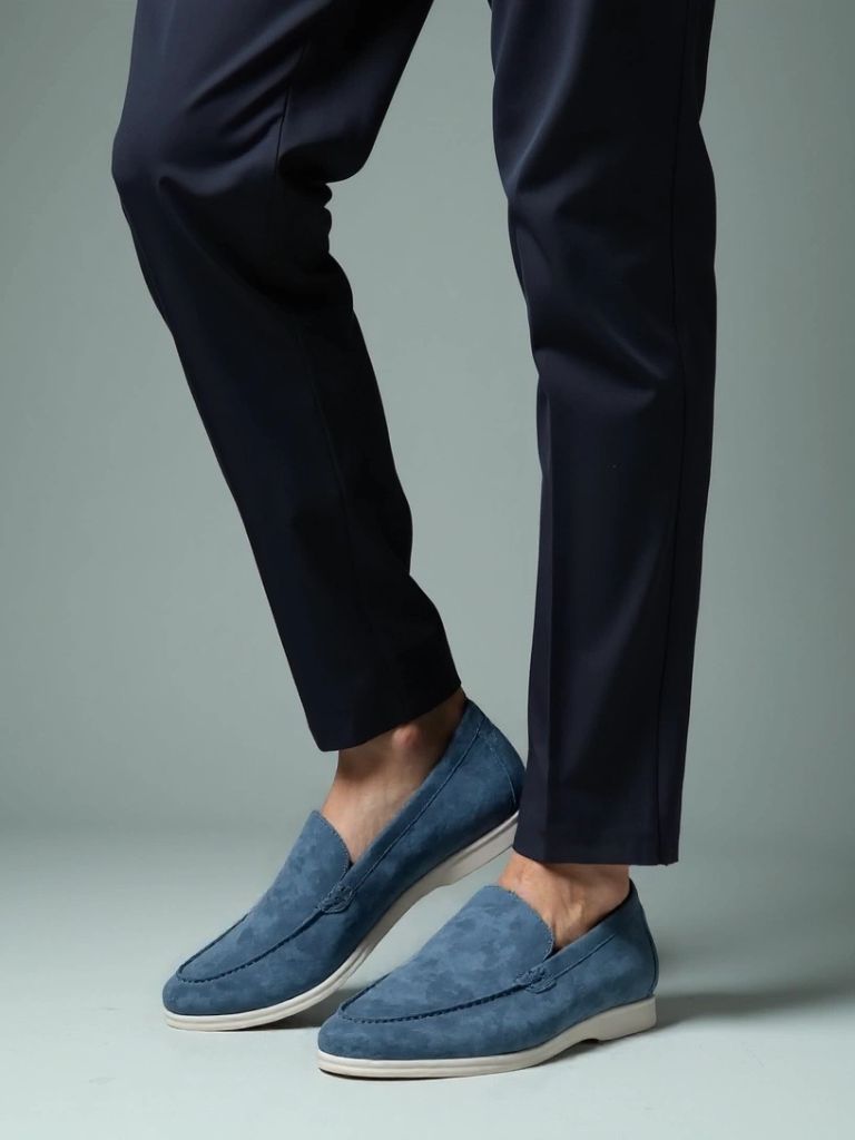 Essentielle Old Money Loafers - Cross & Crown