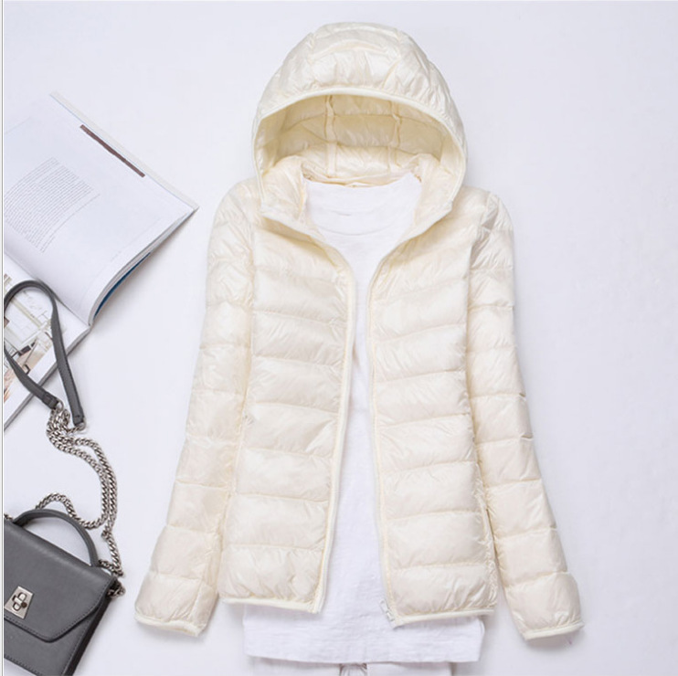 Cora | Leichte und elegante Daunenjacke
