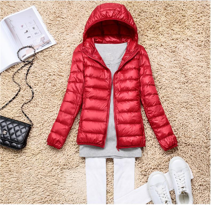 Cora | Leichte und elegante Daunenjacke