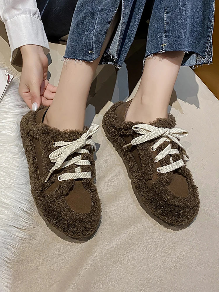 Bequeme Chic Damen-Fellslipper