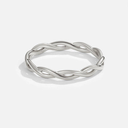 Bague torsadée en argent à l'infini