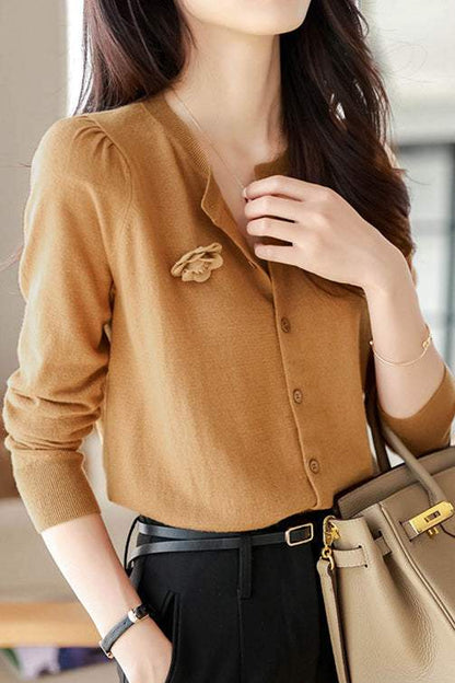 Eleganter Camellia Strickcardigan