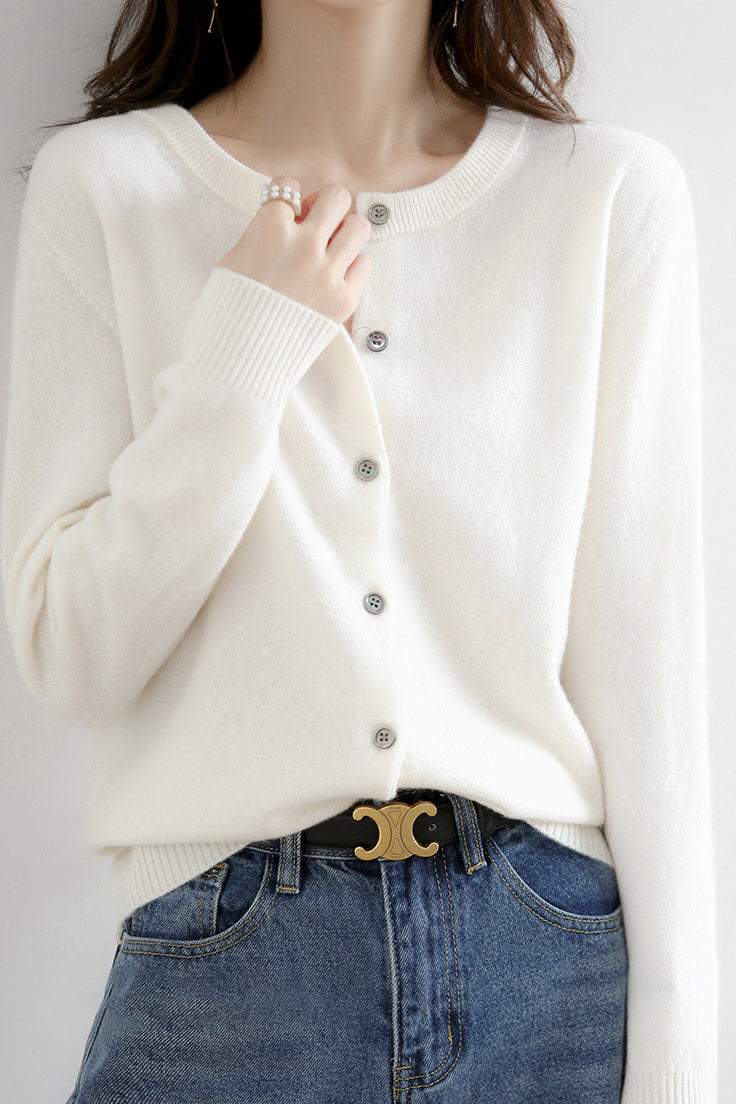 Rundhals-Wollstrick-Cardigan - 12 Farben verfügbar