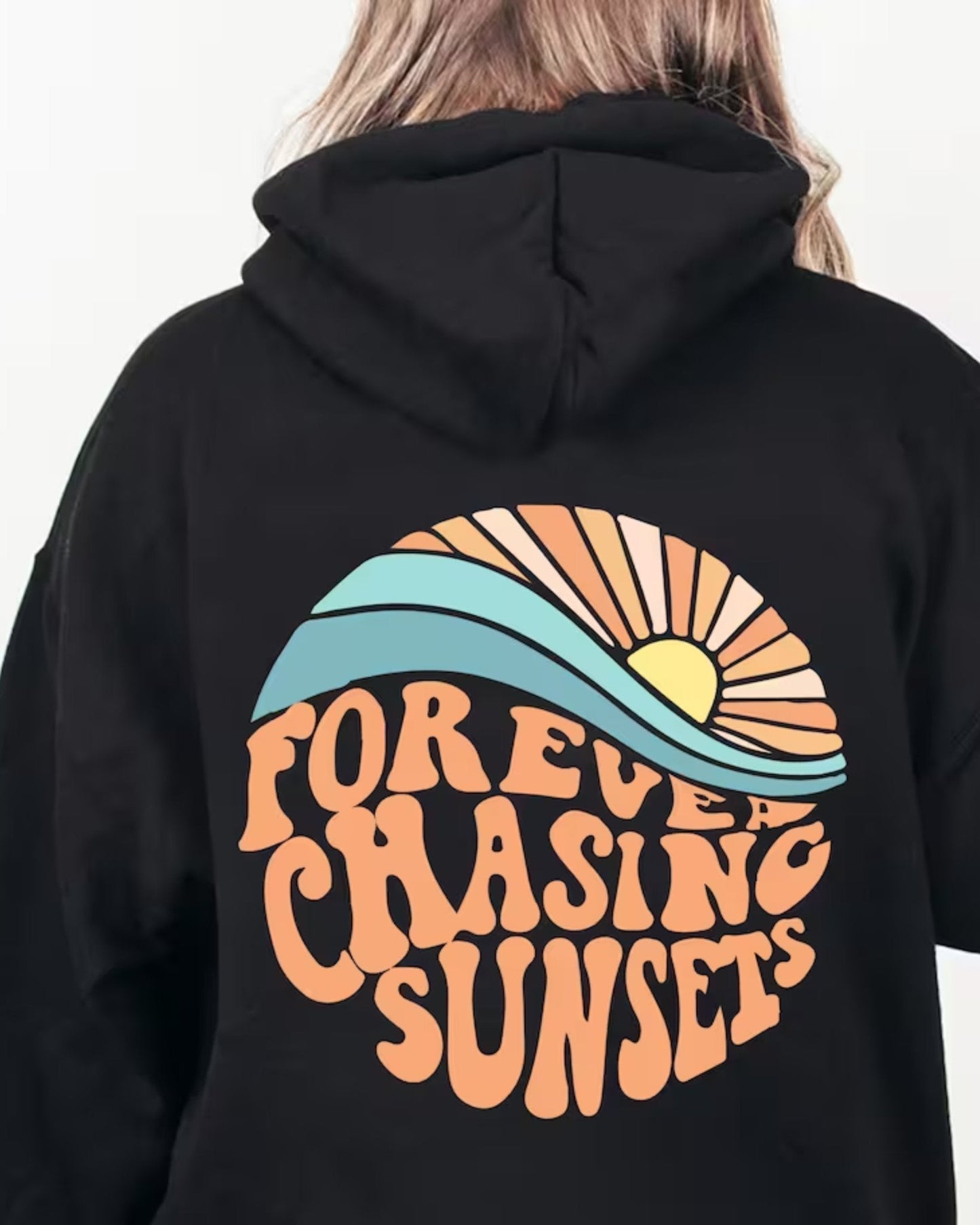 Kira | Stilvoller Hoodie „Forever chasing sunsets“