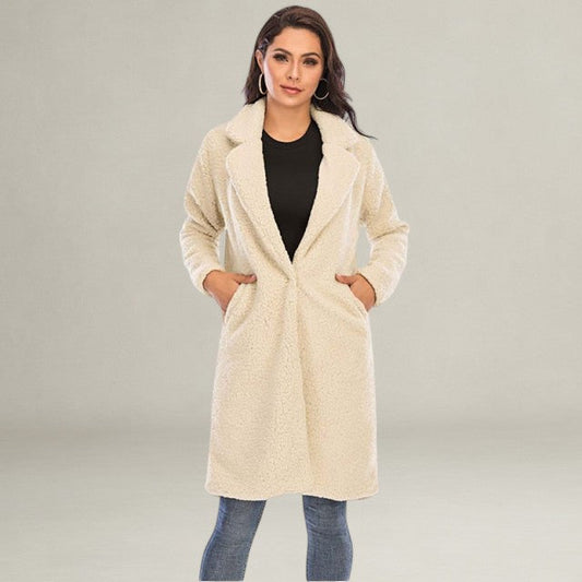 Monelle™ | Vicky Teddy Mantel