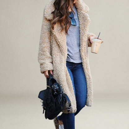 Monelle™ | Vicky Teddy Mantel