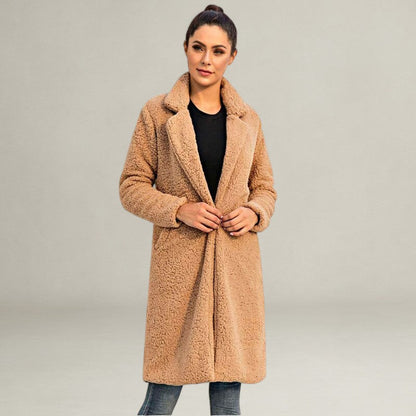 Monelle™ | Vicky Teddy Mantel