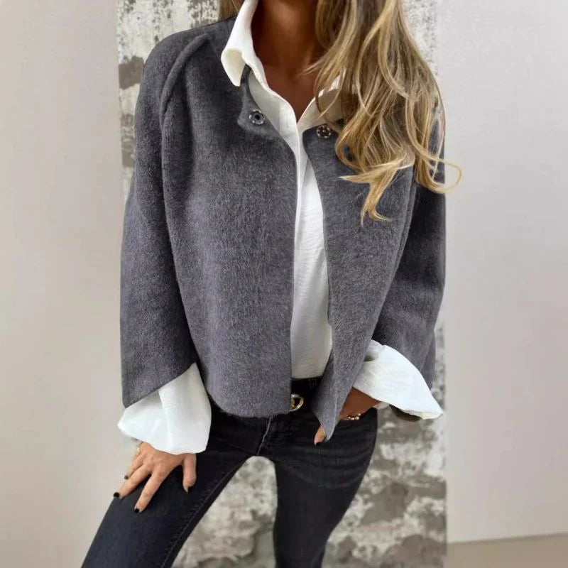 Elisa - Kurze Jacke mit eleganten, ausladenden Ärmeln